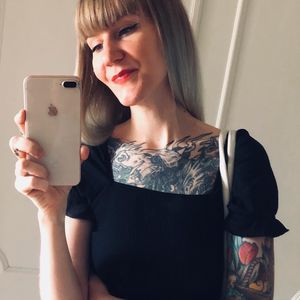 Meet your Posher, Jes